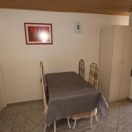 In Ii Apartamento Nin